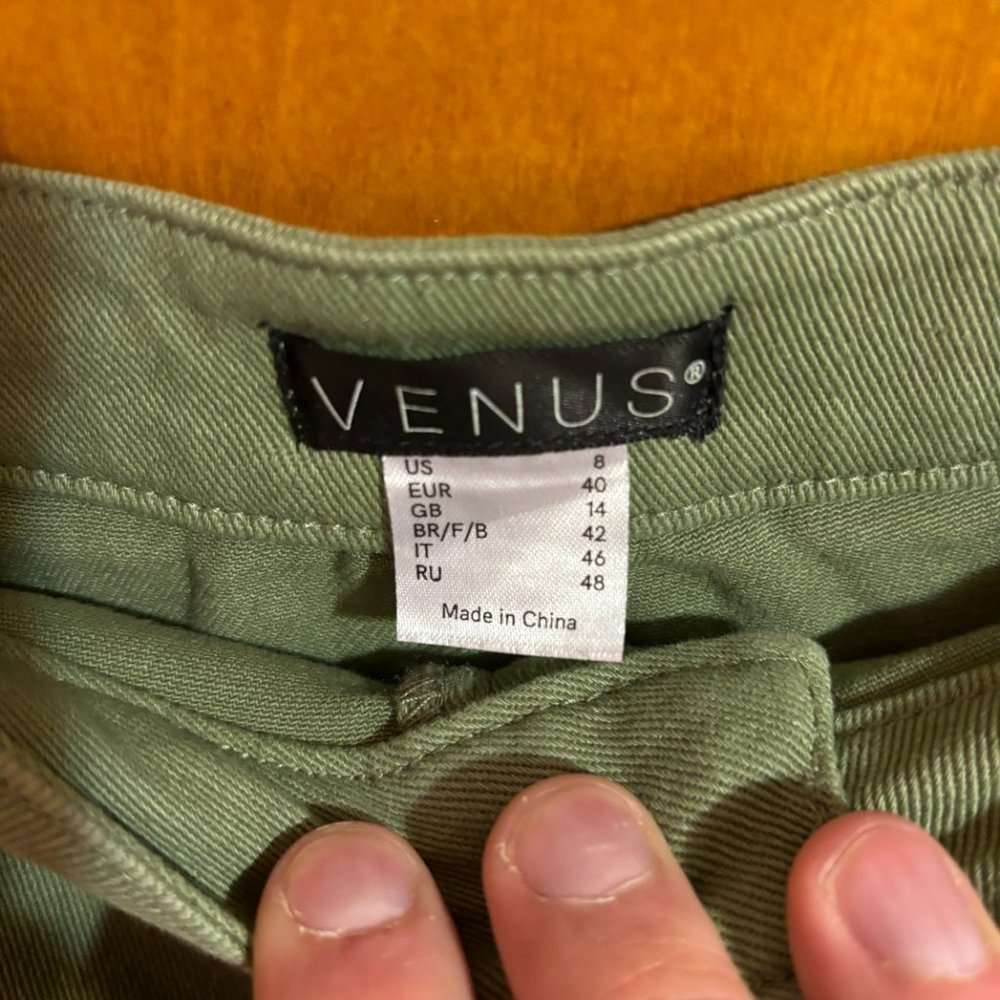 Venus‎ Green Snap Button Shorts Size 8 - Picture 14 of 14